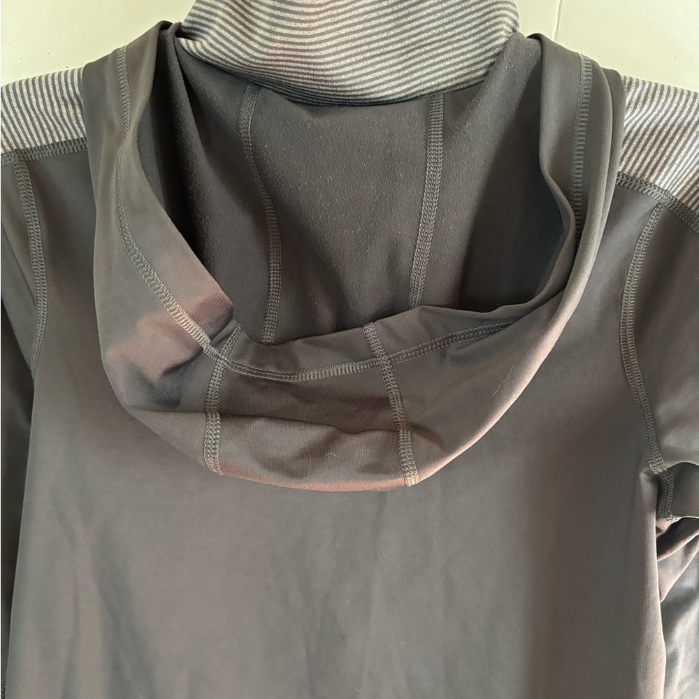 UNDER ARMOUR Charcoal Quarter-Zip Hoodie - Picture 3 of 12